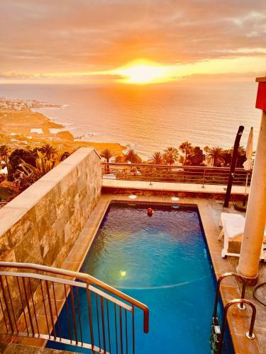 Villa Golden Horizon Con Piscina Privada Climatizada