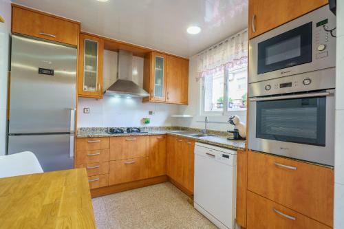 Homeholidaysrentals Espriu- Costa Barcelona