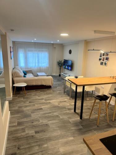 Apartamento Pisito De La Lola Flores 2