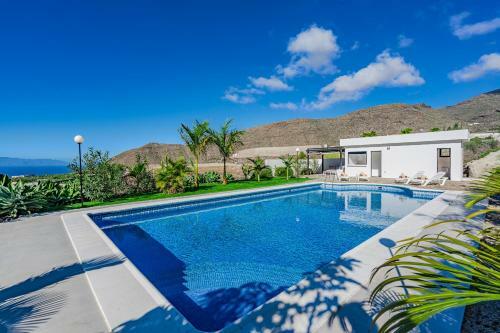 Sea La Vie Apartment - Adults Only