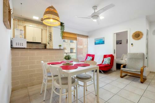 Hauzify I Apartament Llevant