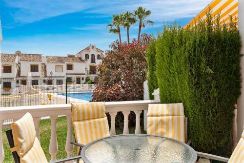 Apartamento La Campana Townhouse With Pool Ref 222