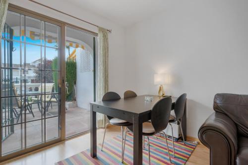 Apartamento La Campana Townhouse With Pool Ref 222