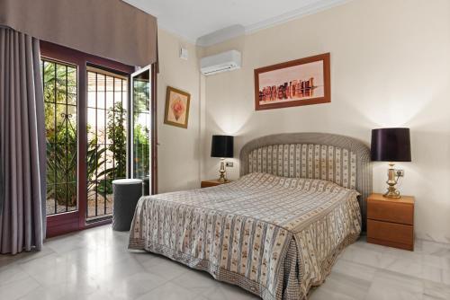 Villa Breathtaking Mansion With Pool - Ref 85