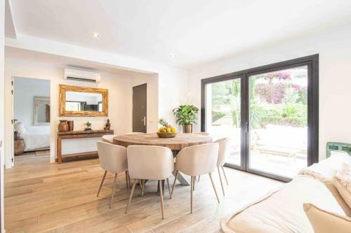 Brand New Villa With Pool For 8 People