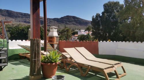 Hostal Holiday Cottage Santa Luc�a 2