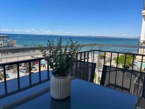 Apartamento Con Preciosas Vistas A Pie De Playa