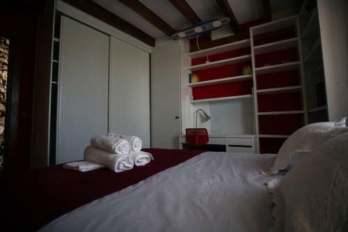 Casa Independiente Con Chimena, Jard�n Y Barbacoa