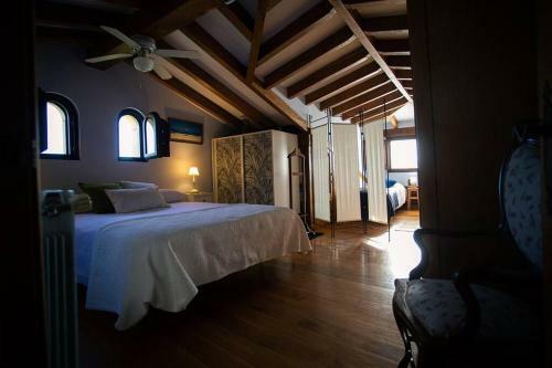 Casa Independiente Con Chimena, Jard�n Y Barbacoa