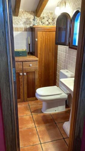 Casa Independiente Con Chimena, Jard�n Y Barbacoa