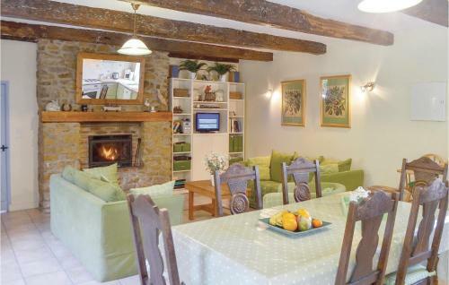 Holiday Home St Gueltas P-674