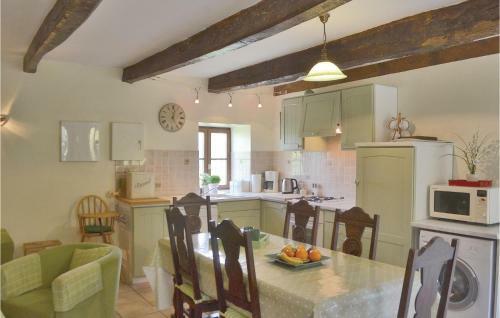 Holiday Home St Gueltas P-674