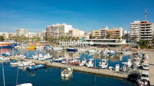 Apartamento Rentafive Nuevo Junto A La Playa Ascensor