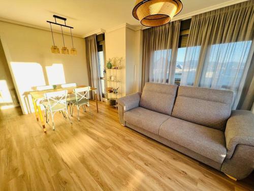 Apartamento Luminoso �tico Con Terraza