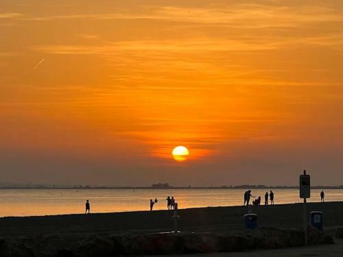 Apartamento Bungalow Acogedor A 300 Metros De La Playa