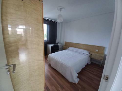 Apartamento En Santander Soleado Y Con Terraza.
