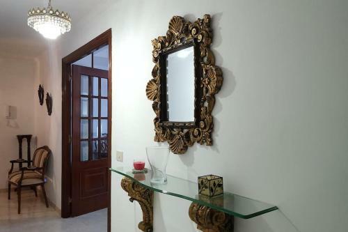 Apartamento Piso Espacioso En El Centro Con Plaza De Garage