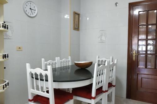 Apartamento Piso Espacioso En El Centro Con Plaza De Garage