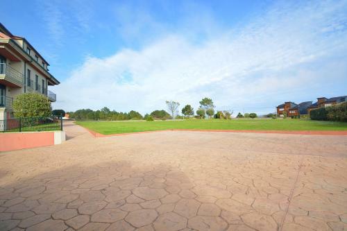 Apartamento Con Jard�n En Playa De Corrubedo