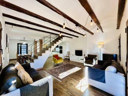 Agudes Costabravasi