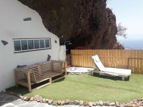 Cueva Rural " Old London " With Jacuzzi And Swimming Pool