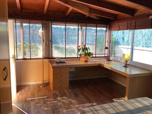 Apartamento �tico Espacioso Con Terraza Y Sal�n Exterior
