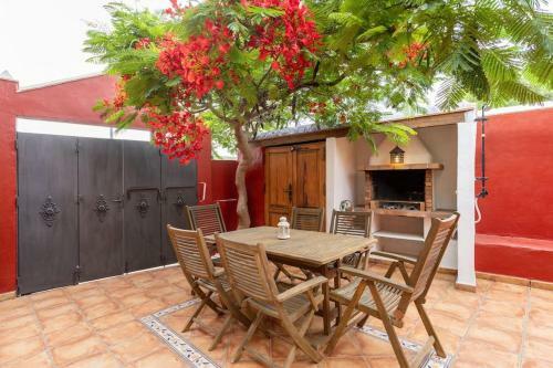 Rural House With Traditional Architecture S. XIX