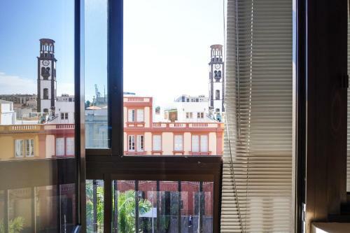 City Center Modern Apartment