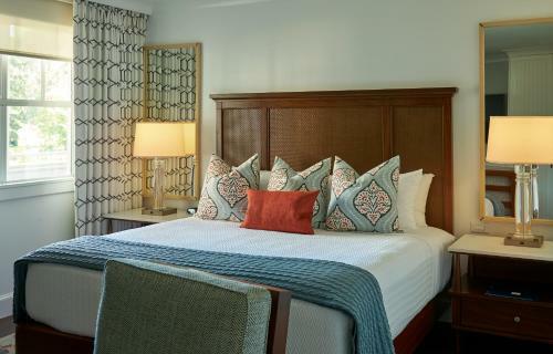 Hotel Inn By The Sea