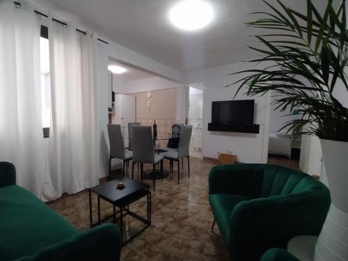 Apartamento Cerca Del Centro Reformado! C�modo, Exterior, 5 Huespedes