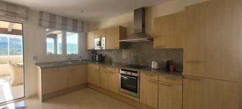 Luminoso Apartamento San Roque Golf Club