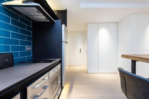 Home2book Elegant Apartment Santa Cruz Center