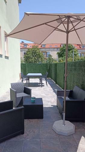 Apartamento Aserradero - Bajo Con Terraza Y Piscina !