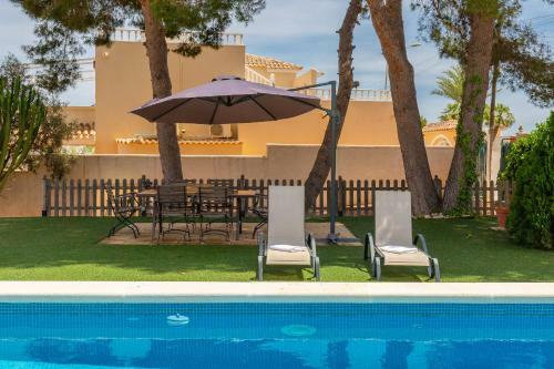 Villa Happy Place By Fidalsa