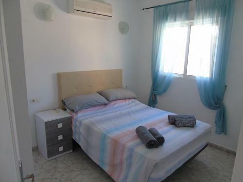 2 Bed Apartment Villamartin With Communal Pool