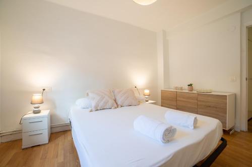 Charming Sweet Rio Deba Apartment By Cisan Rentals