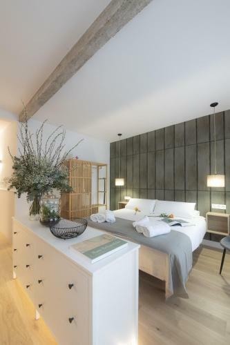 Shiny By Oldtown Apartments