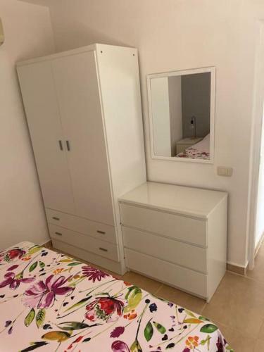 Palm Villa 1 Bed Apartment Overlooking Golf Course