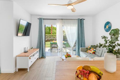 Holiday Garden House In Golf Del Sur