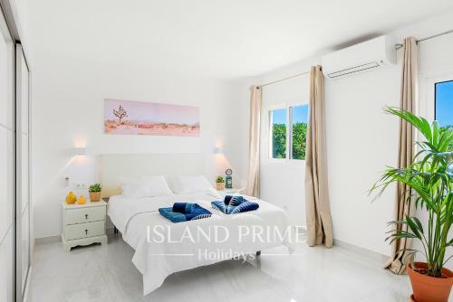 Private Villa In Golf Del Sur
