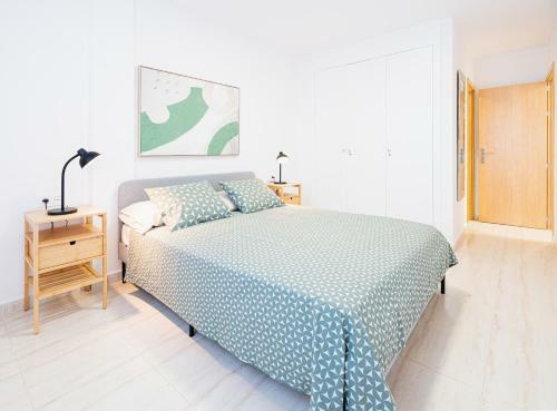 Spacious Apartment With Large Terrace In Amarilla Golf