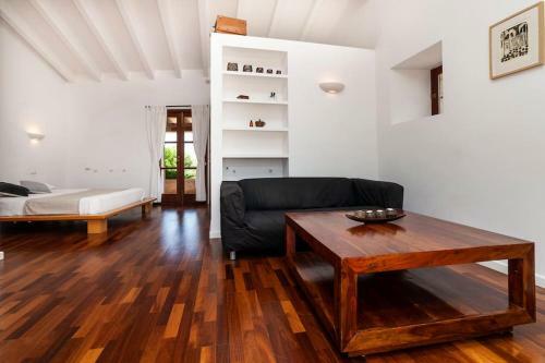 Villa Ses Cases De Tenja