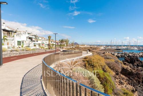 Apartamento Oceanfront Holiday With Stunning Views