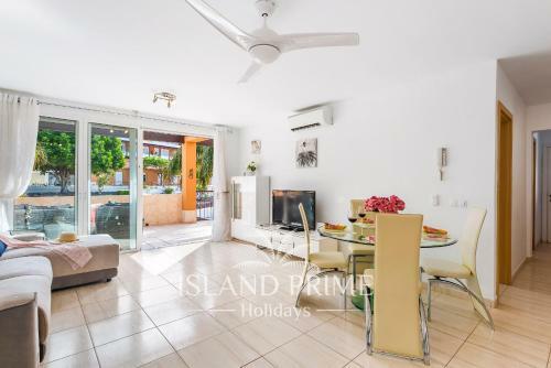 4x Bedrooms Poolside Apartment In Amarilla Golf