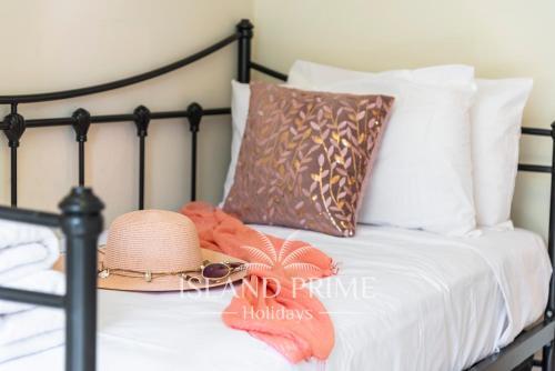 4x Bedrooms Poolside Apartment In Amarilla Golf