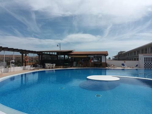 Apartamento Golf And Sea ,heated Pool, Wi-fi.