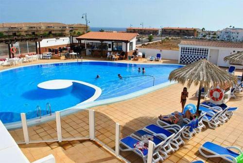 Golf View Apartment With Large Communal Pool - Scorpioile