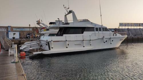 Boat Sirio