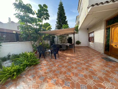 Bungalow Familiar Con Piscina