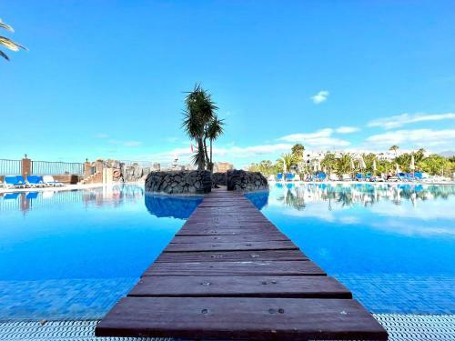 Apartamento Studio By The Sea, Heated Pool, Wifi And Great View